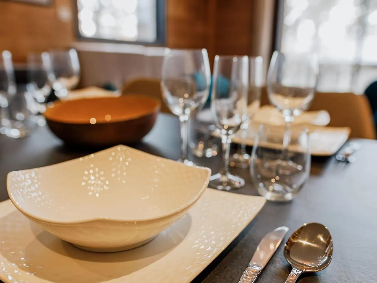 Lodge Avec Bain A Remous Privatif, Piscine, Salle De Sport Et Aire De Jeux Au Bord Du Golf De Chambon - Fr-1-582-370 Le Chambon-sur-Lignon Holiday home