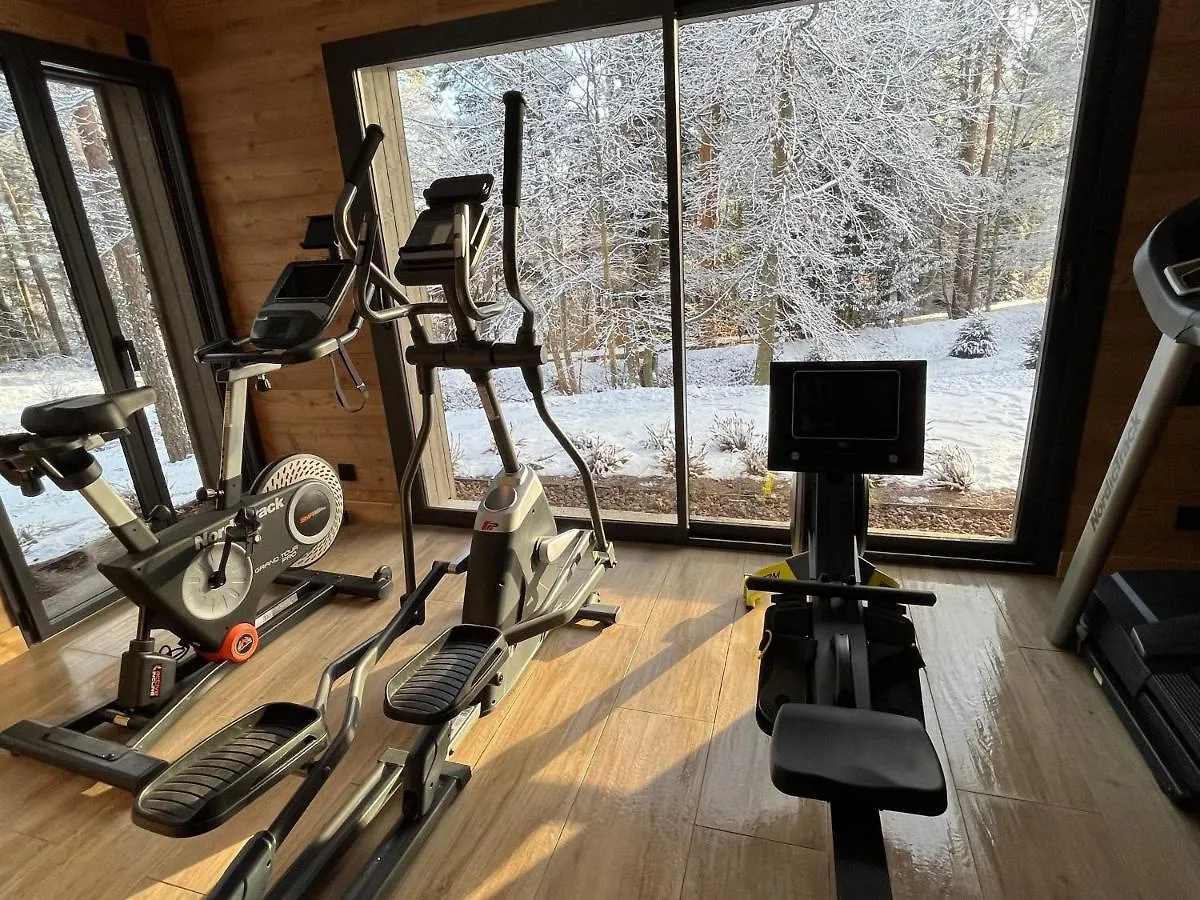 Lodge Avec Bain A Remous Privatif, Piscine, Salle De Sport Et Aire De Jeux Au Bord Du Golf De Chambon - Fr-1-582-370 Le Chambon-sur-Lignon Γαλλία