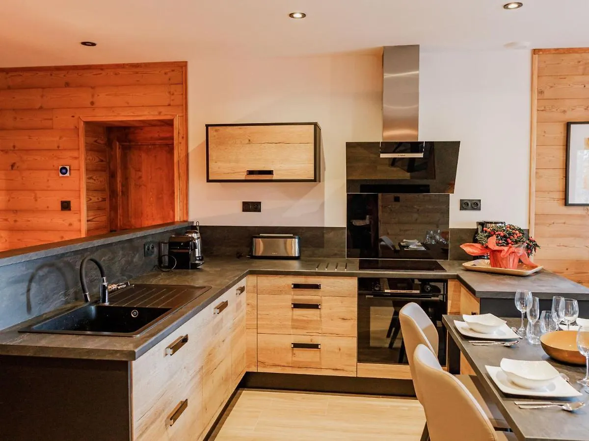 Lodge Avec Bain A Remous Privatif, Piscine, Salle De Sport Et Aire De Jeux Au Bord Du Golf De Chambon - Fr-1-582-370 Le Chambon-sur-Lignon 0*,